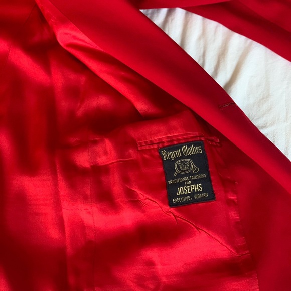 Vintage Red Blazer - Picture 6 of 6